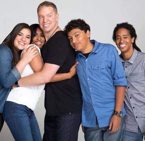Kennedy Owen with her family.